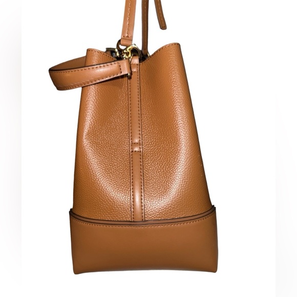 Michael Kors Mercer Bucket Handbag - Picture 6 of 7